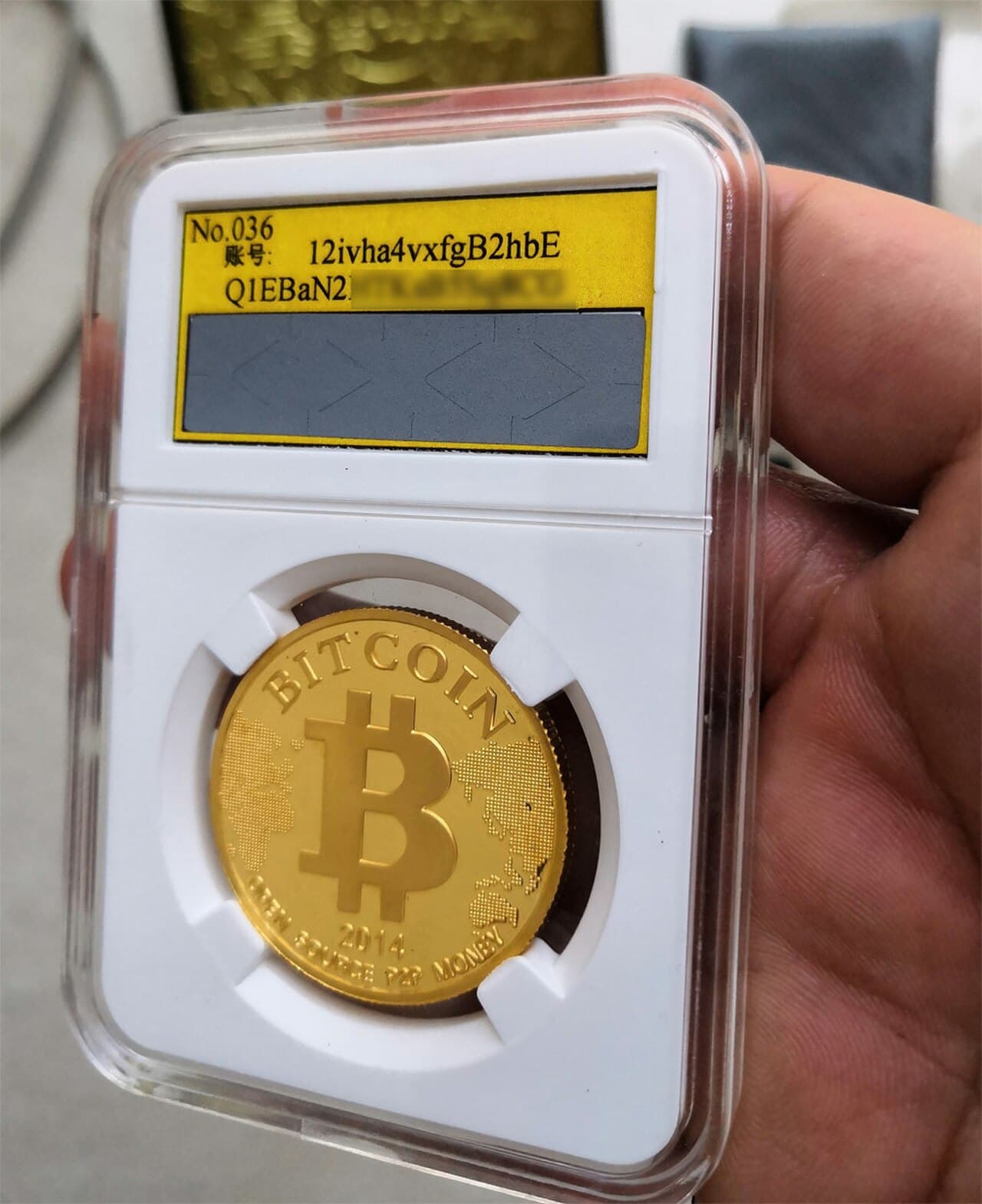 金色の物理ビットコイン